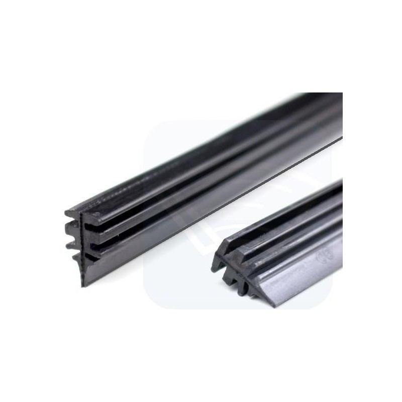 Refill gommino spazzola tergicristallo flat 700 mm Refill gommino spazzola tergicristallo flat 700 mm